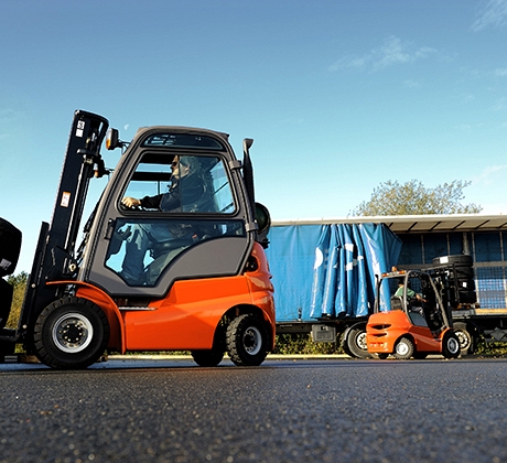 Loading and Unloading, Careful Lifting and Safe Placement in Trucks